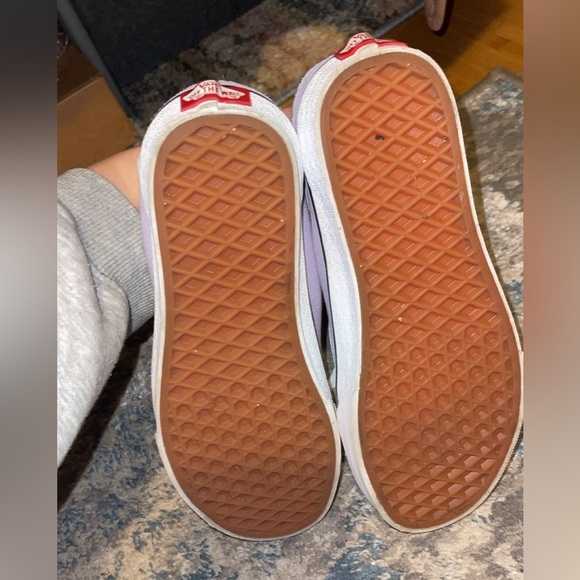 Purple vans - Picture 2 of 2